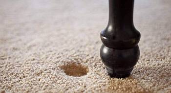 Как бороться с вмятинами на ковре